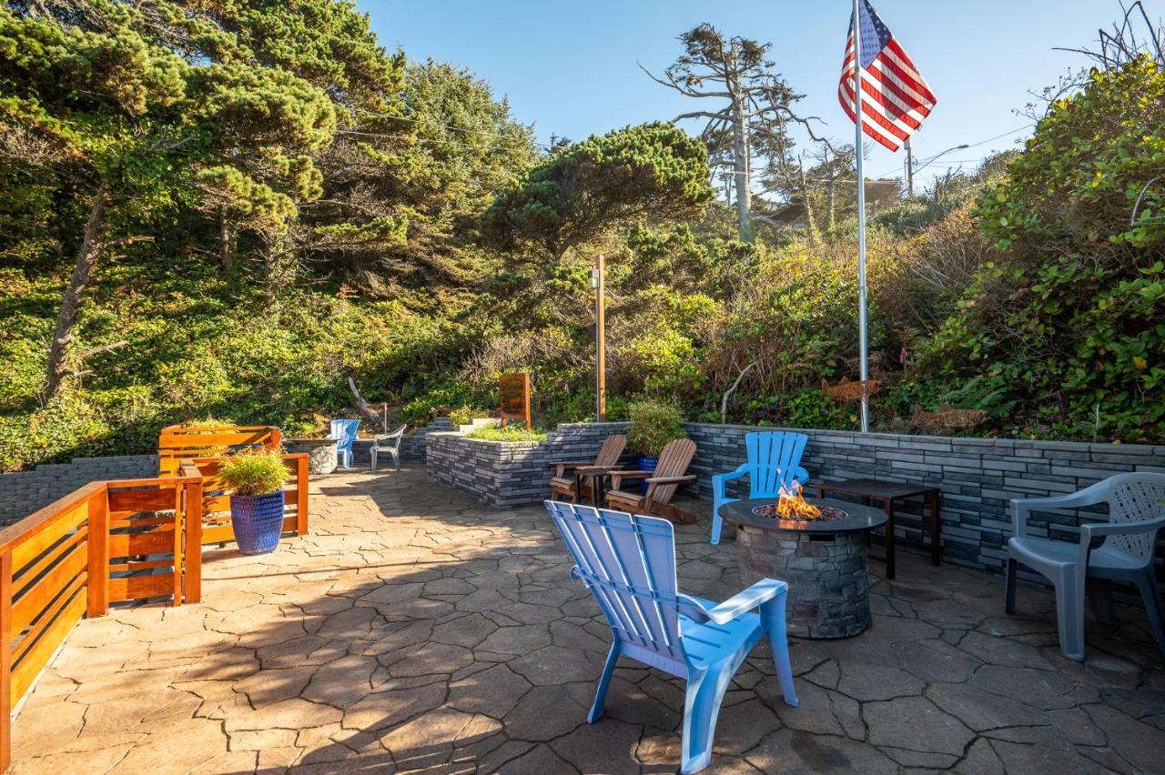 Sailor Jack Oceanfront Motel Lincoln City Exterior foto